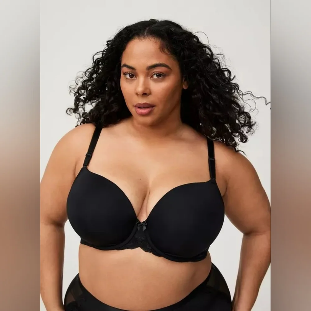 Torrid Perfect T-Shirt Push-Up Black Underwire Bra Sz 38D WL391